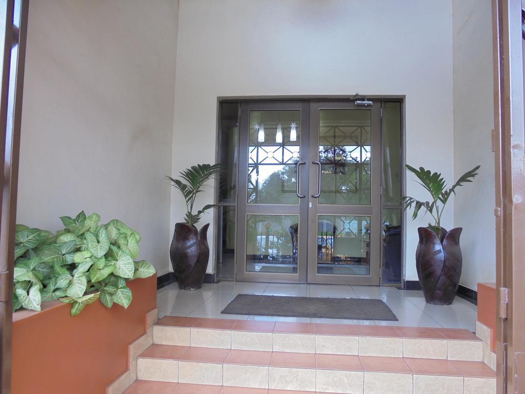 Nairobi Transit Hotel Exterior photo